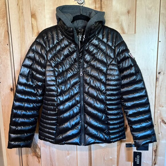 New Guess Packable Puffer Jacket Removable Hood  Stuff Sack M Black 22LMP719 - Picture 1 of 16